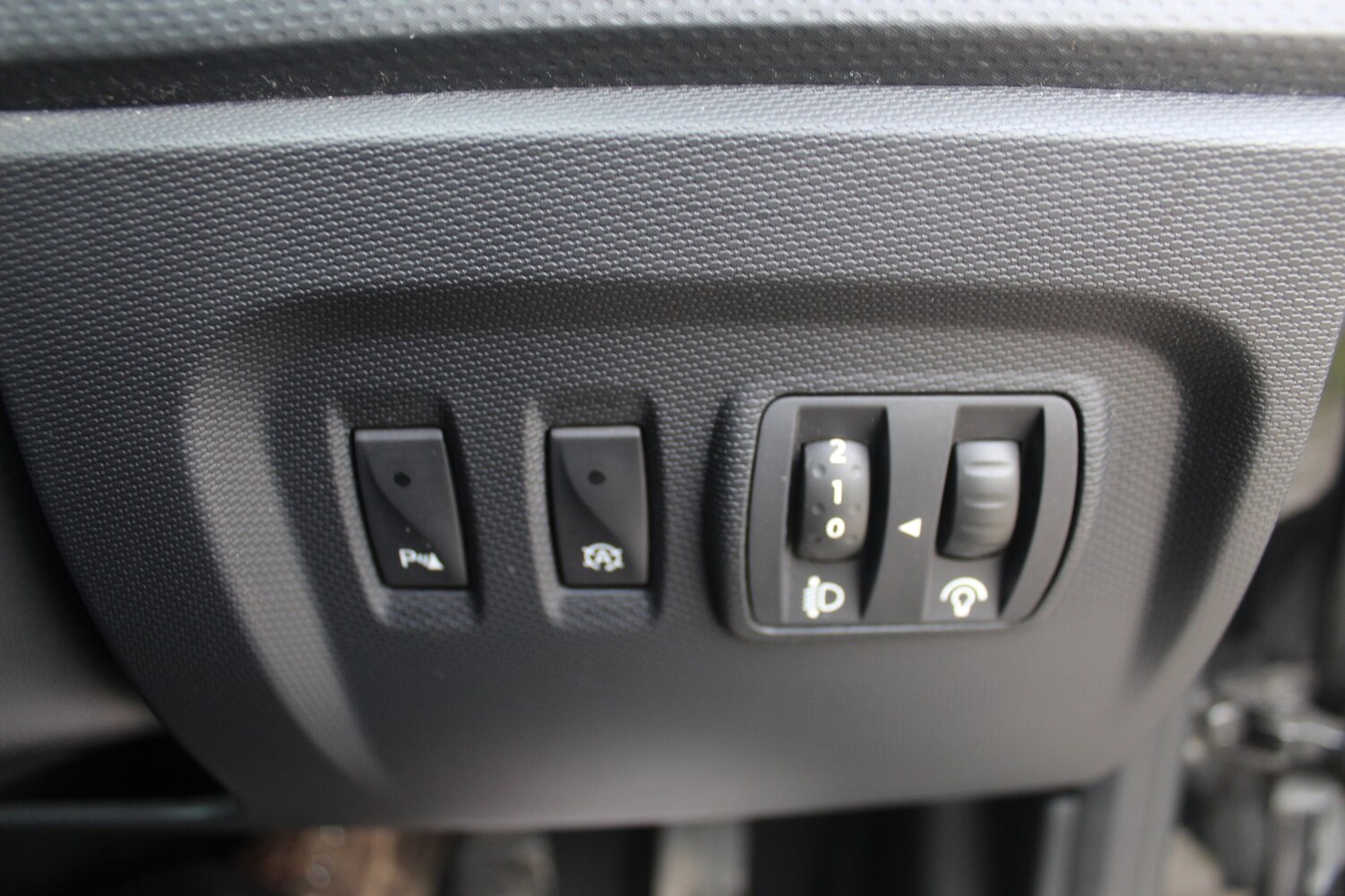 Used Renault Captur 2015 for sale - 78025727: Photo 19