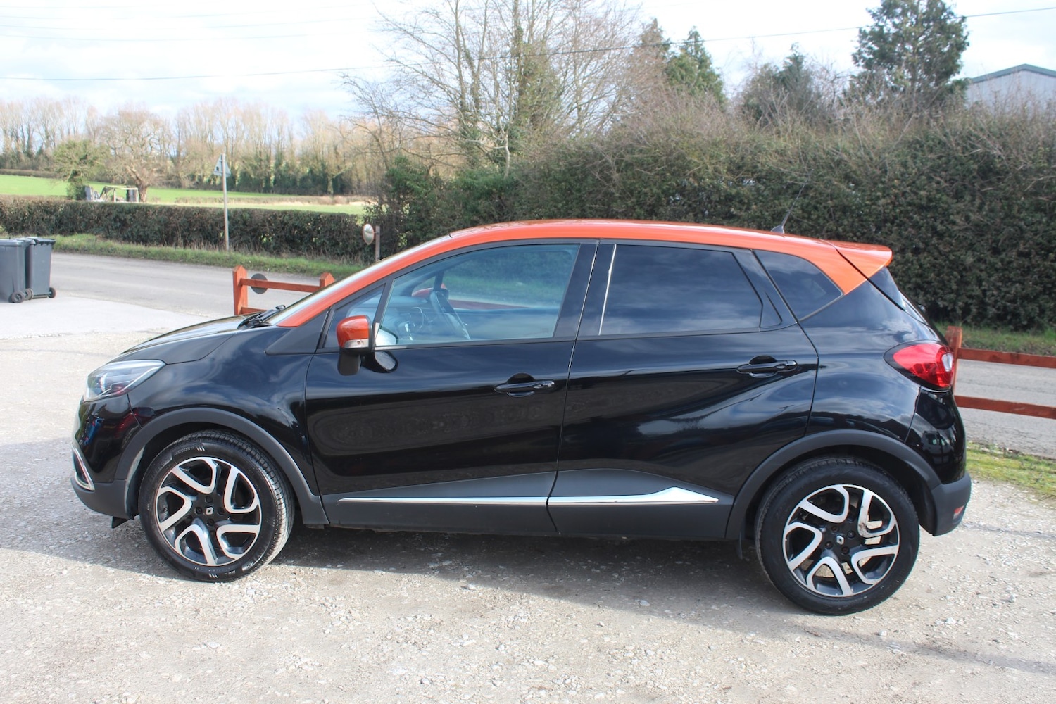 Used Renault Captur 2015 for sale - 78025727: Photo 4