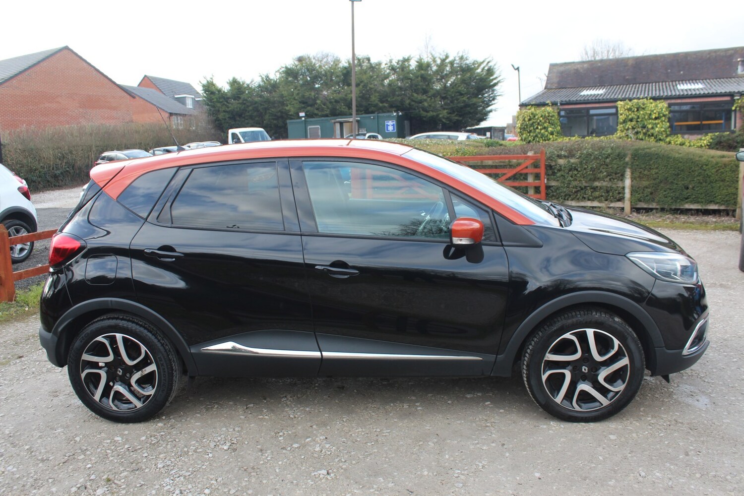 Used Renault Captur 2015 for sale - 78025727: Photo 8