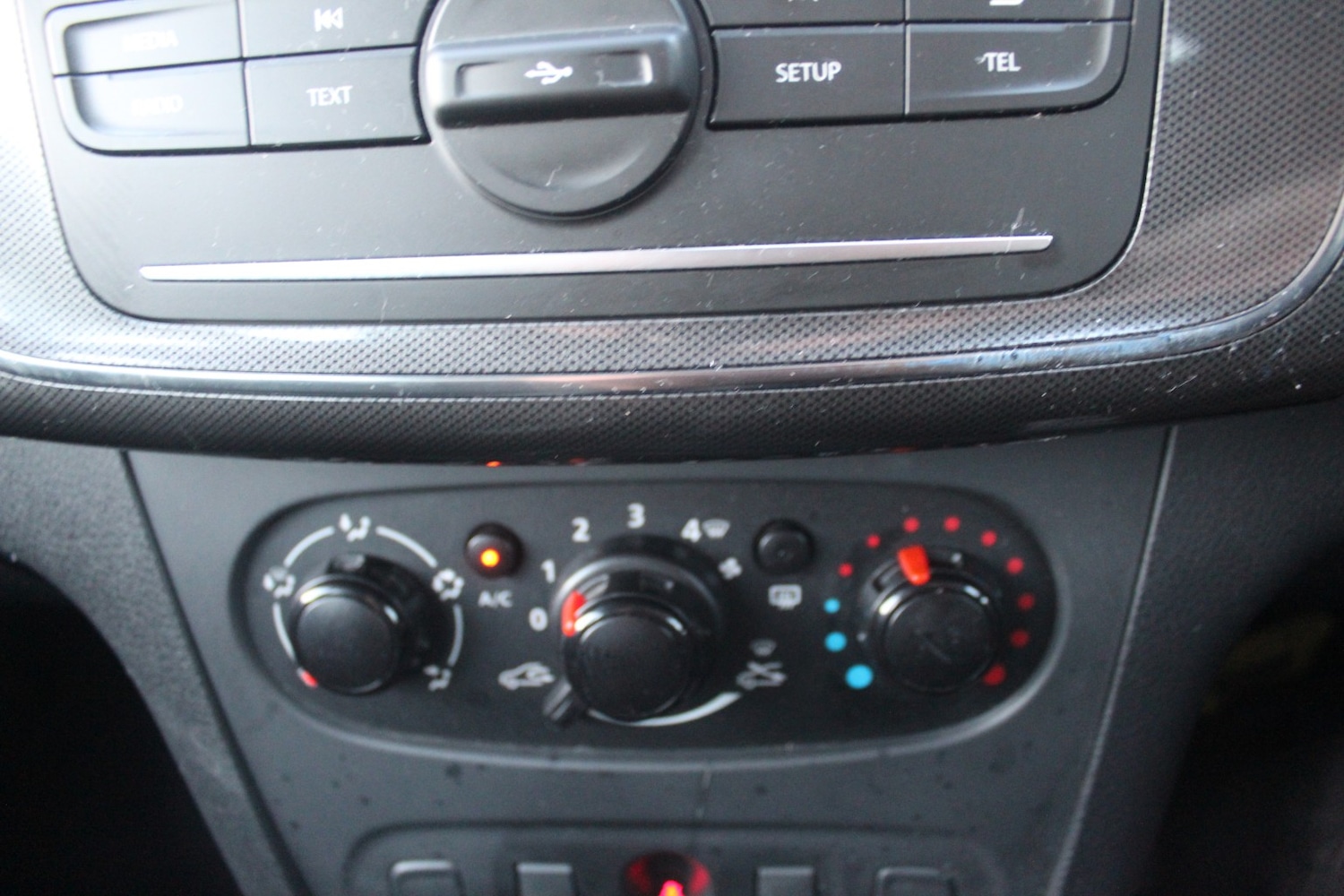 Used Dacia Sandero Stepway 2018 for sale - 77336309: Photo 12