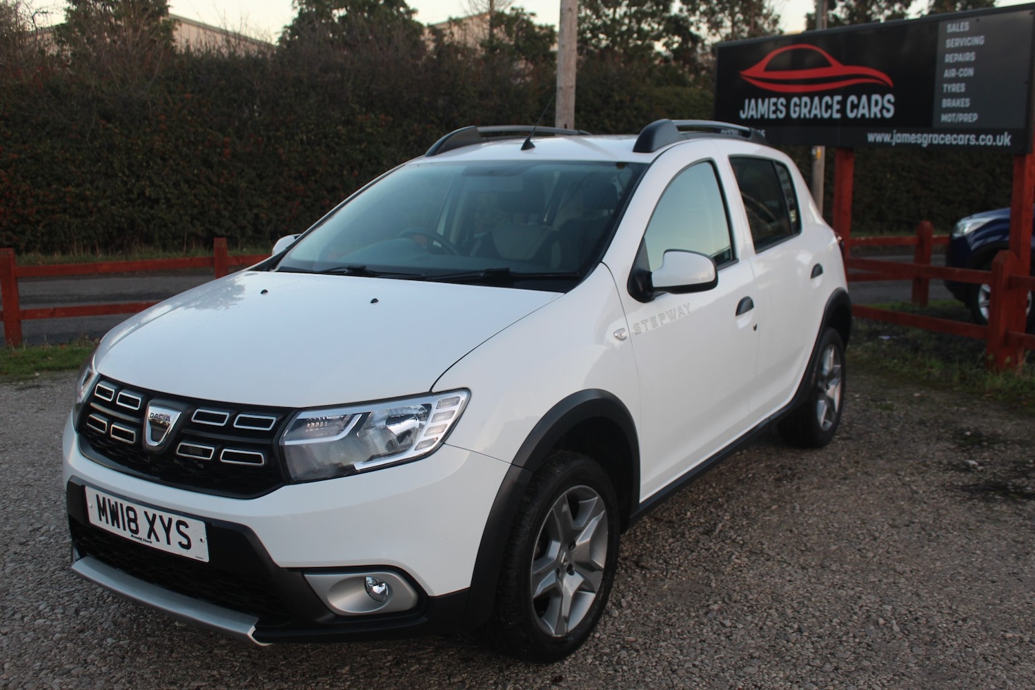 Used Dacia Sandero Stepway 2018 for sale - 77336309: Photo 3