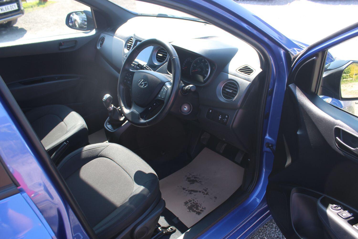 Used Hyundai i10 2018 for sale - 76583319: Photo 15