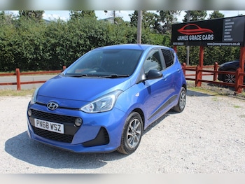 Used Hyundai i10 2018 for sale - 76583319: Photo