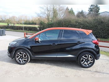 Used Renault Captur 2015 for sale - 77656276: Photo