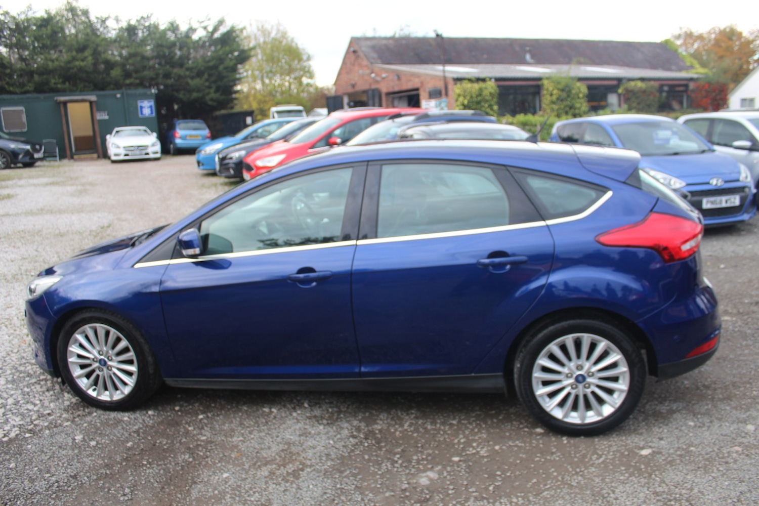 Used Ford Focus 2015 for sale - 76605802: Photo 5