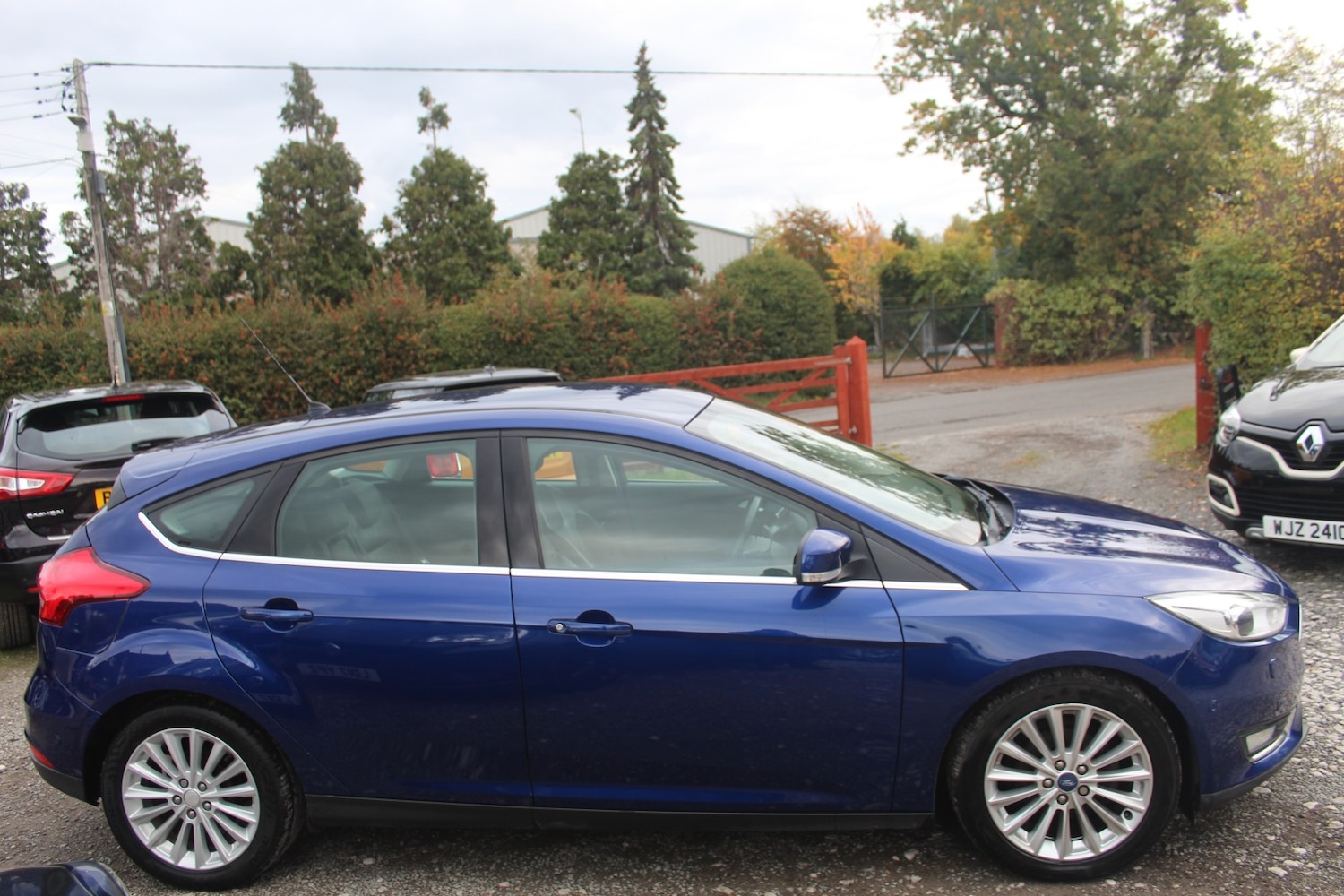 Used Ford Focus 2015 for sale - 76605802: Photo 9