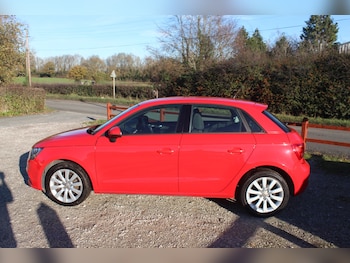 Used Audi A1 2013 for sale - 76655987: Photo