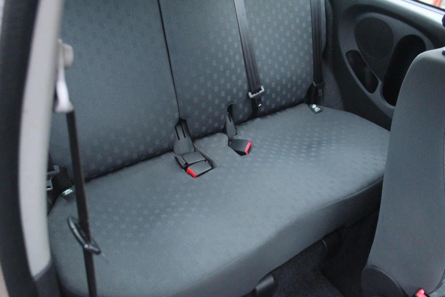 Used Nissan Micra 2005 for sale - 77073015: Photo 12