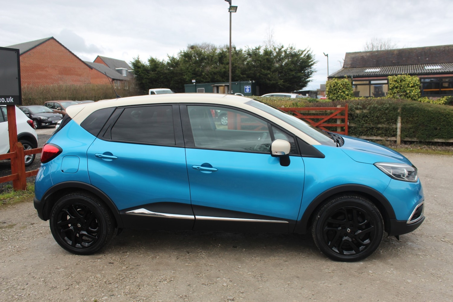 Used Renault Captur 2016 for sale - 77632512: Photo 12