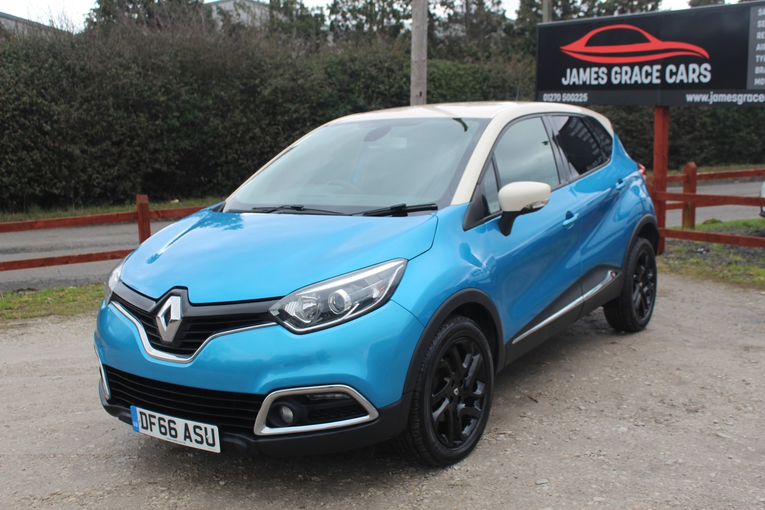 Used Renault Captur 2016 for sale - 77632512: Photo 3