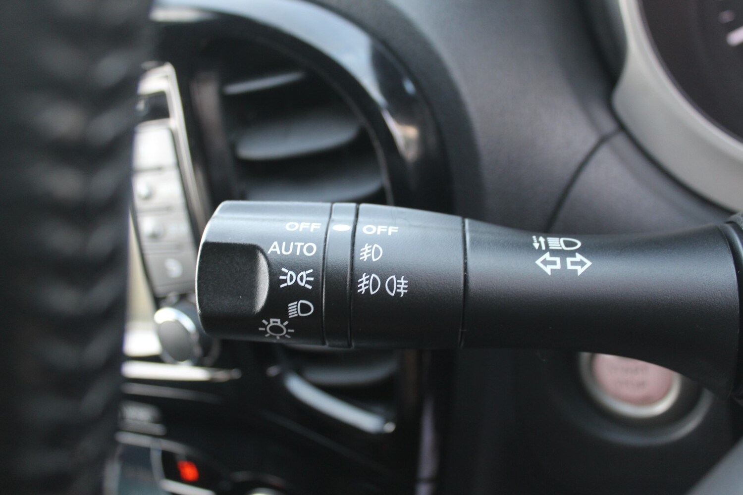 Used Nissan Juke 2014 for sale - 77632515: Photo 23