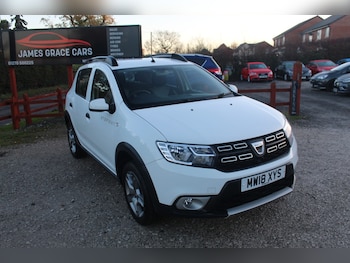 2018 - 0.9 TCe Essential 5dr