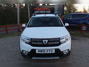 Used Dacia Sandero Stepway 2018 for sale - 76699207: Photo