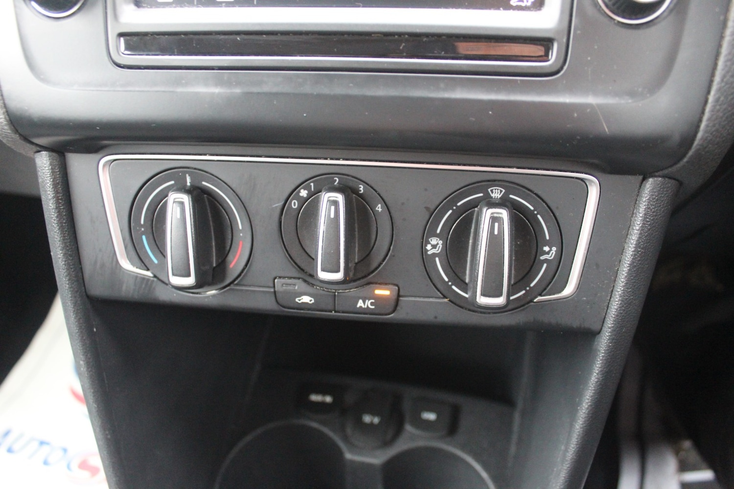 Used Volkswagen Polo 2015 for sale - 77937963: Photo 20