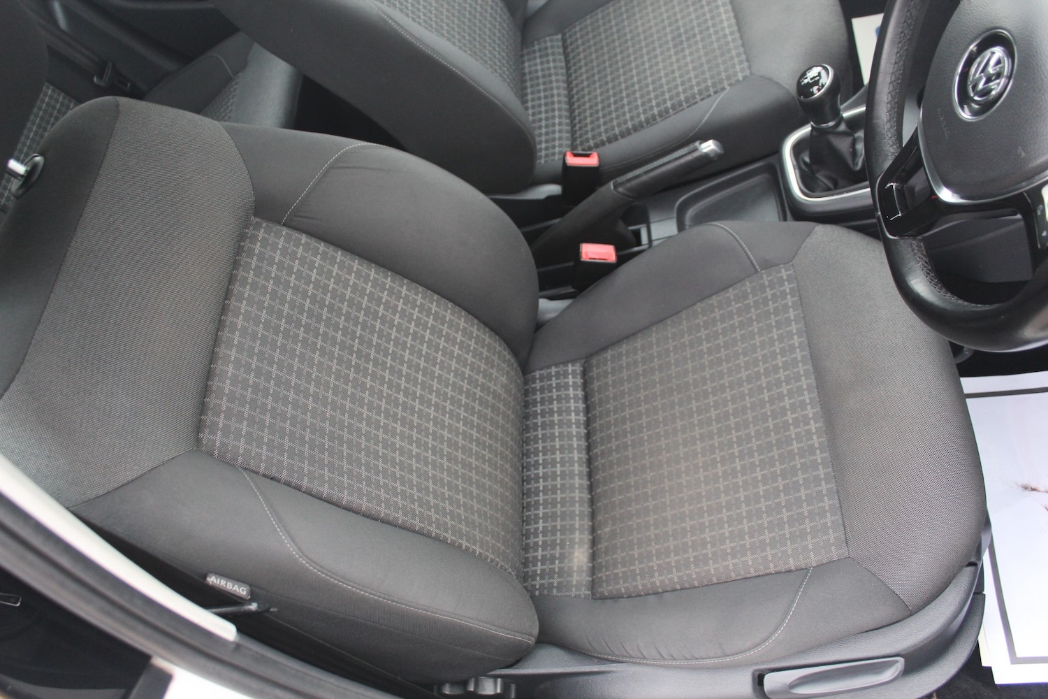 Used Volkswagen Polo 2015 for sale - 77937963: Photo 25