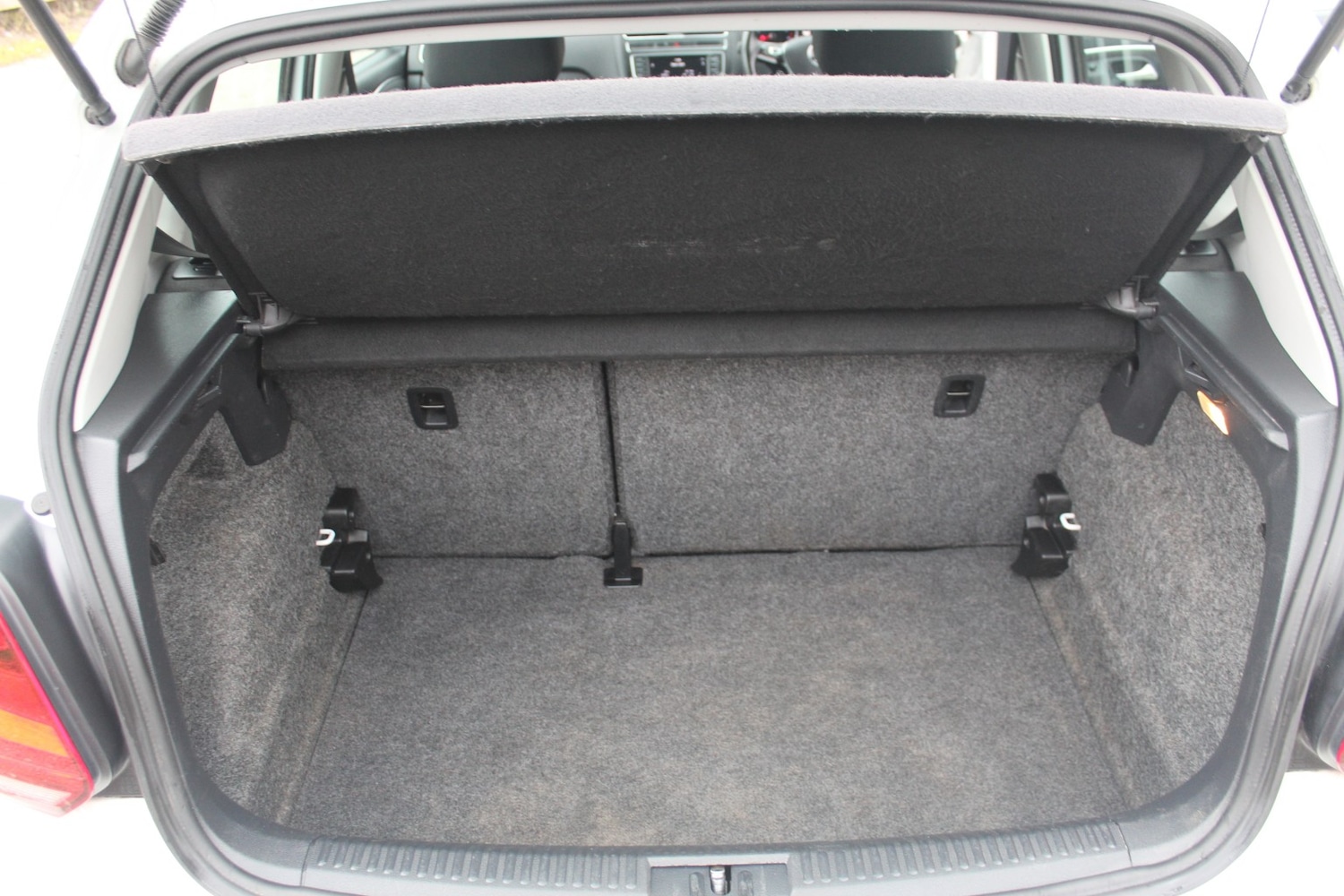 Used Volkswagen Polo 2015 for sale - 77937963: Photo 29