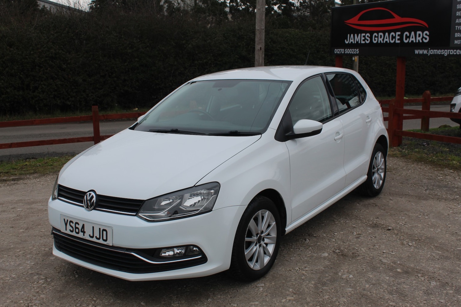 Used Volkswagen Polo 2015 for sale - 77937963: Photo 3