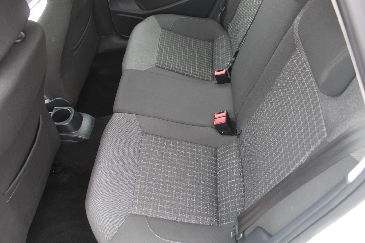 Used Volkswagen Polo 2015 for sale - 77937963: Photo 31