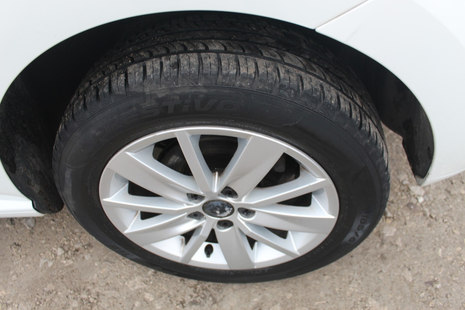 Used Volkswagen Polo 2015 for sale - 77937963: Photo 9