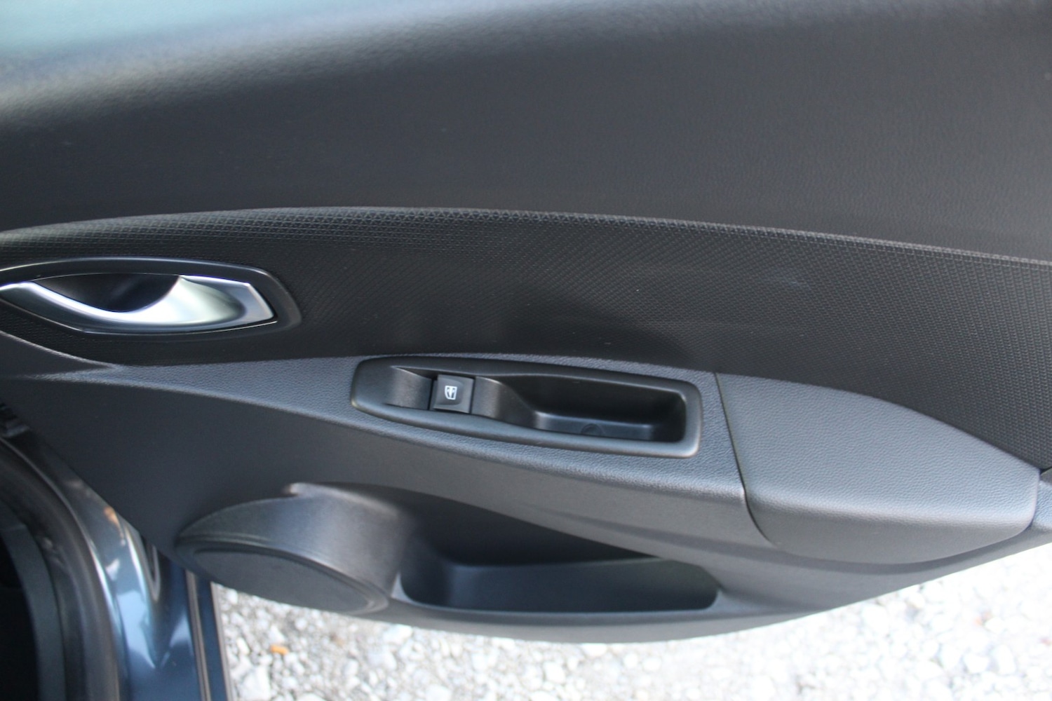 Used Renault Clio 2017 for sale - 77349782: Photo 27