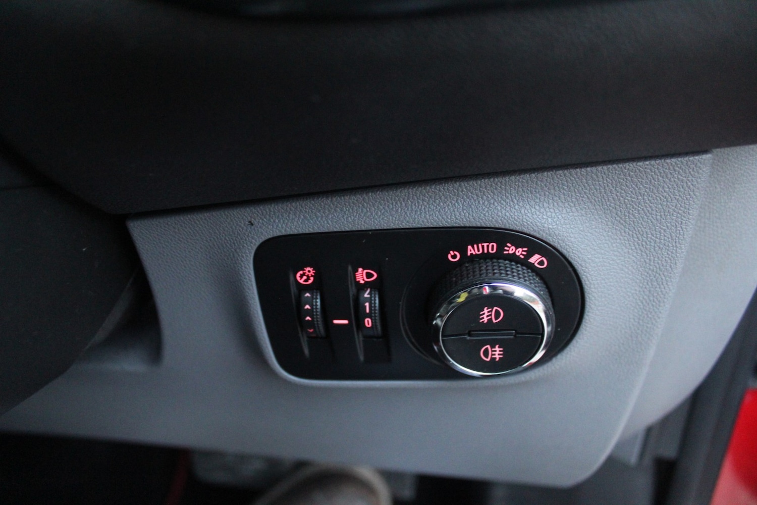 Used Vauxhall Corsa 2015 for sale - 77584553: Photo 25