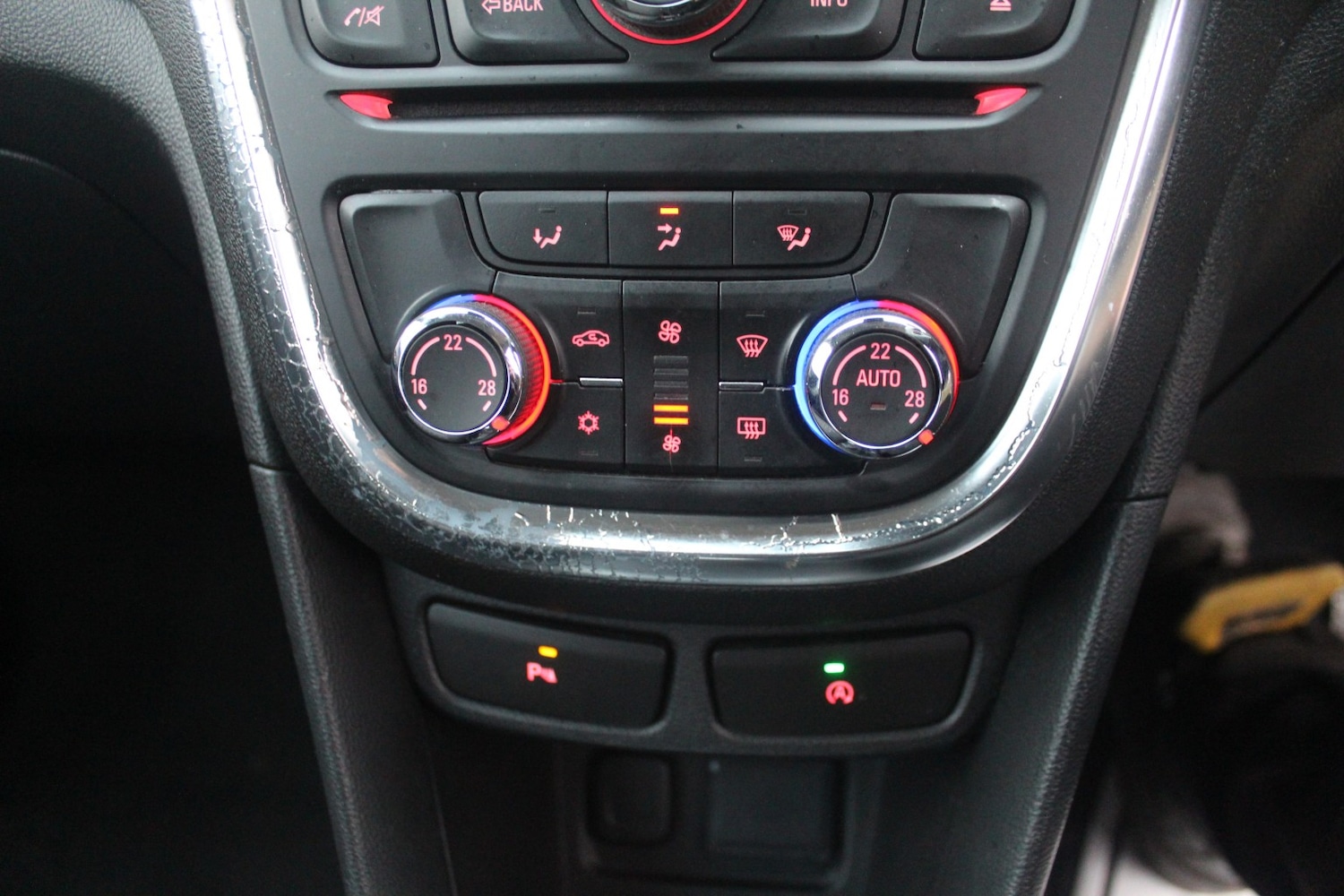 Used Vauxhall Mokka 2016 for sale - 77038865: Photo 22