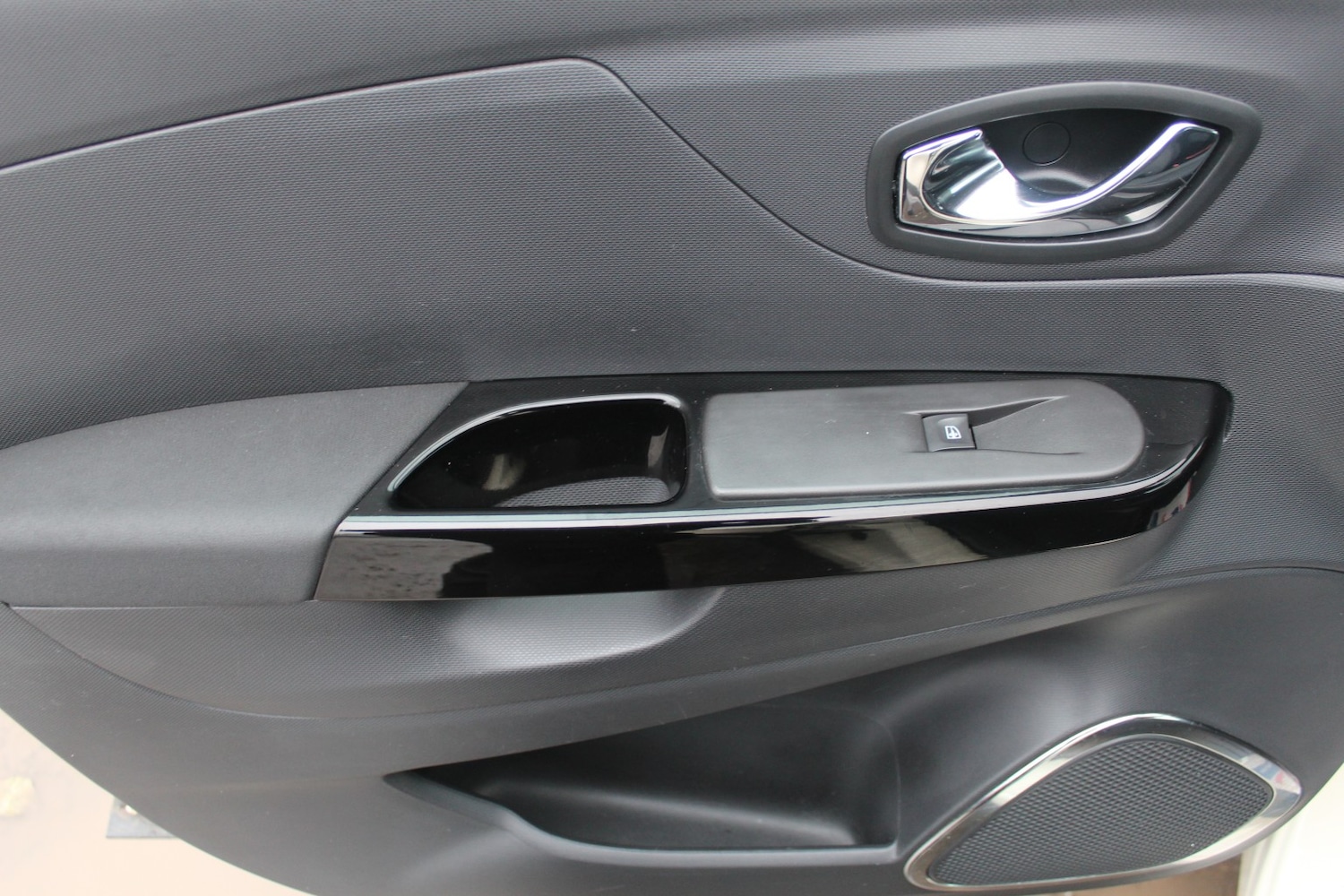 Used Renault Captur 2014 for sale - 77342561: Photo 29