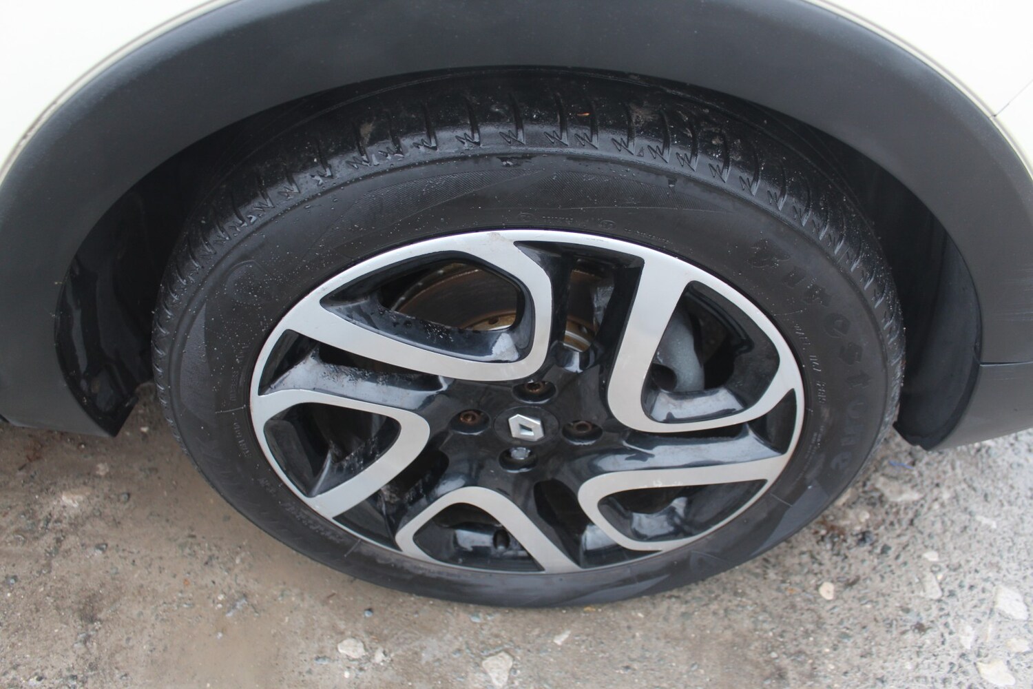 Used Renault Captur 2014 for sale - 77342561: Photo 9