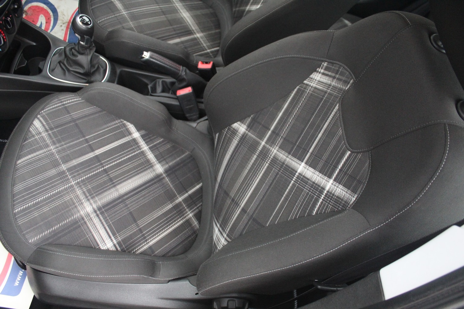 Used Vauxhall Corsa 2015 for sale - 76591576: Photo 31