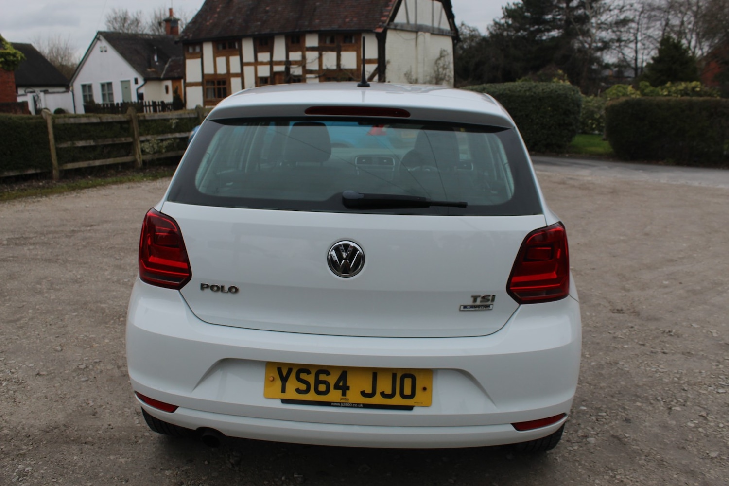 Used Volkswagen Polo 2015 for sale - 77595302: Photo 7