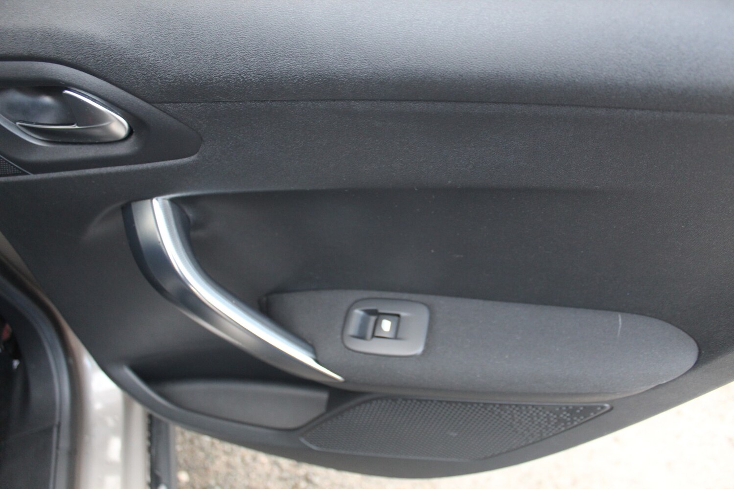 Used Peugeot 2008 2014 for sale - 77584557: Photo 28