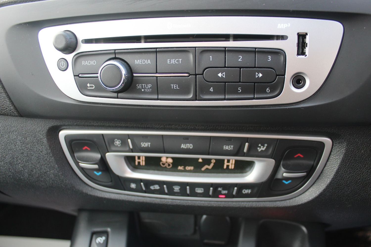 Used Renault Scenic 2014 for sale - 77735865: Photo 14