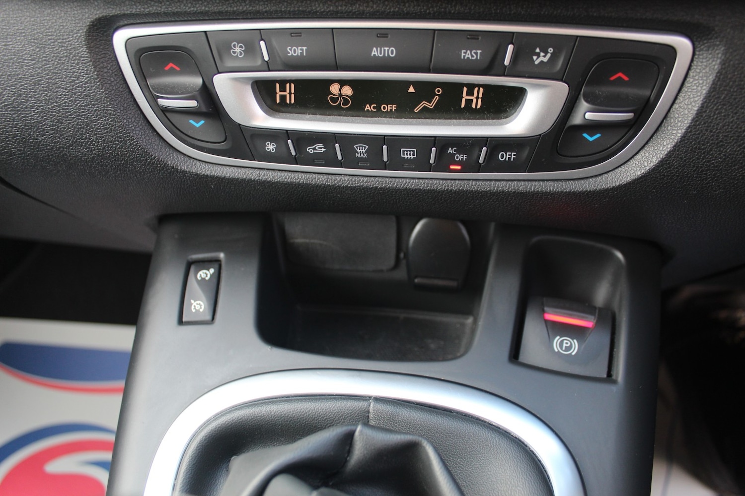 Used Renault Scenic 2014 for sale - 77735865: Photo 15