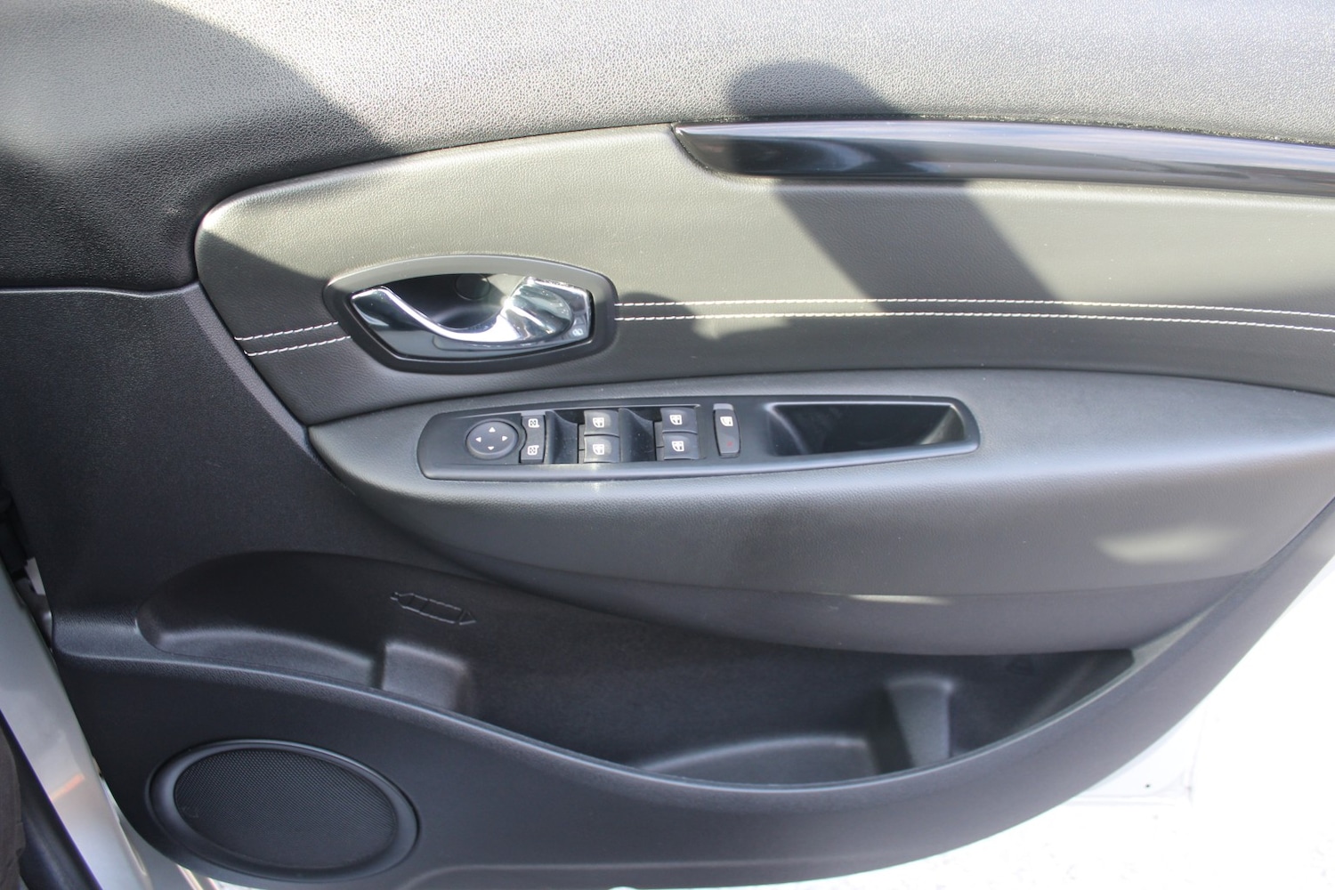 Used Renault Scenic 2014 for sale - 77735865: Photo 25