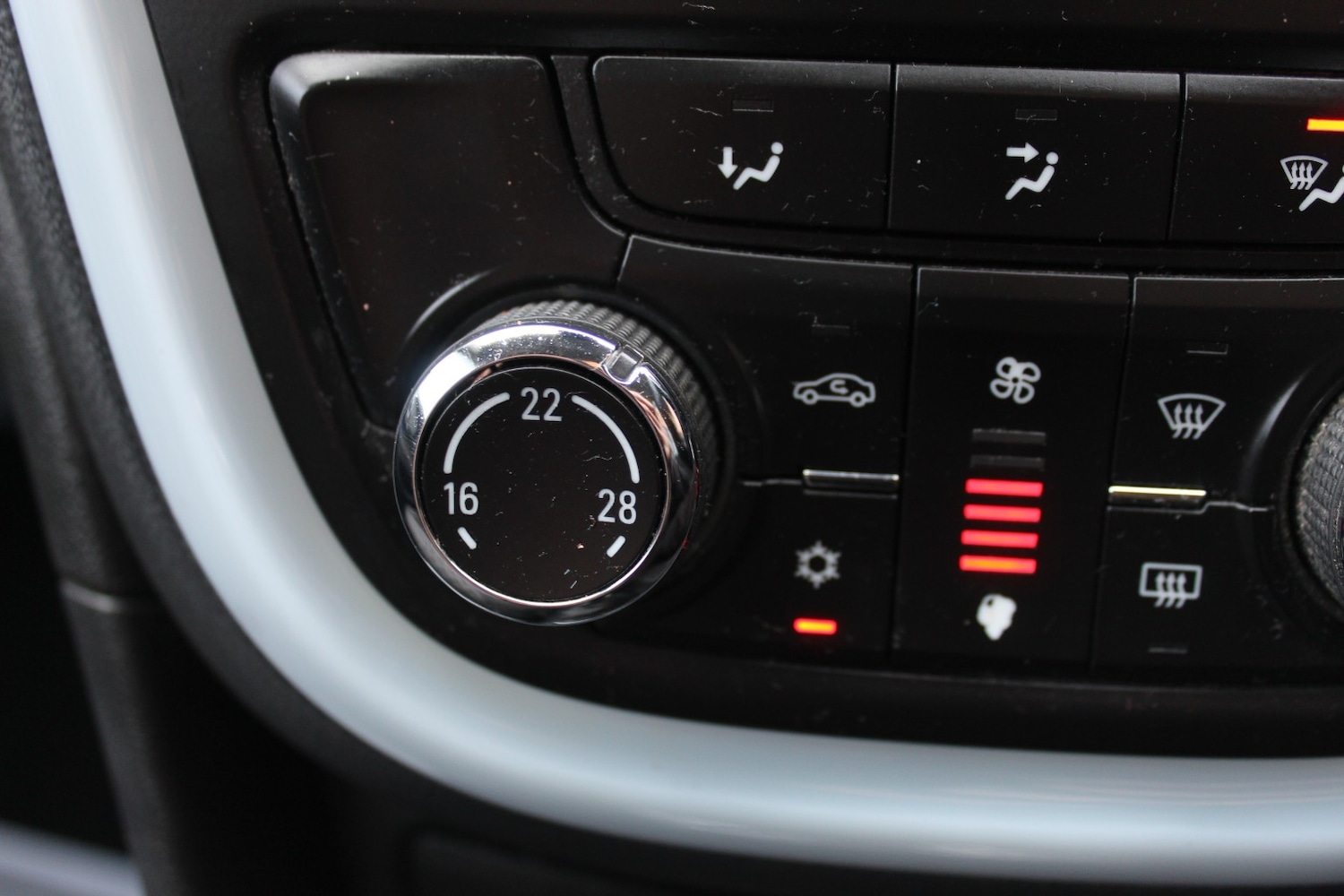 Used Vauxhall Mokka 2015 for sale - 77395148: Photo 19