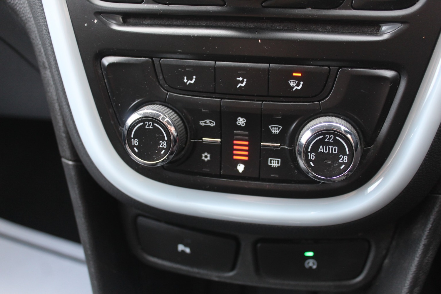 Used Vauxhall Mokka 2015 for sale - 77395148: Photo 20