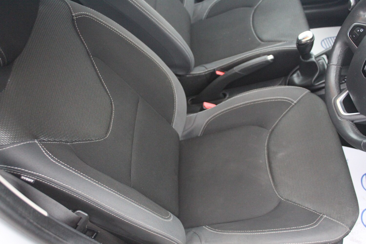 Used Renault Clio 2017 for sale - 77675712: Photo 23