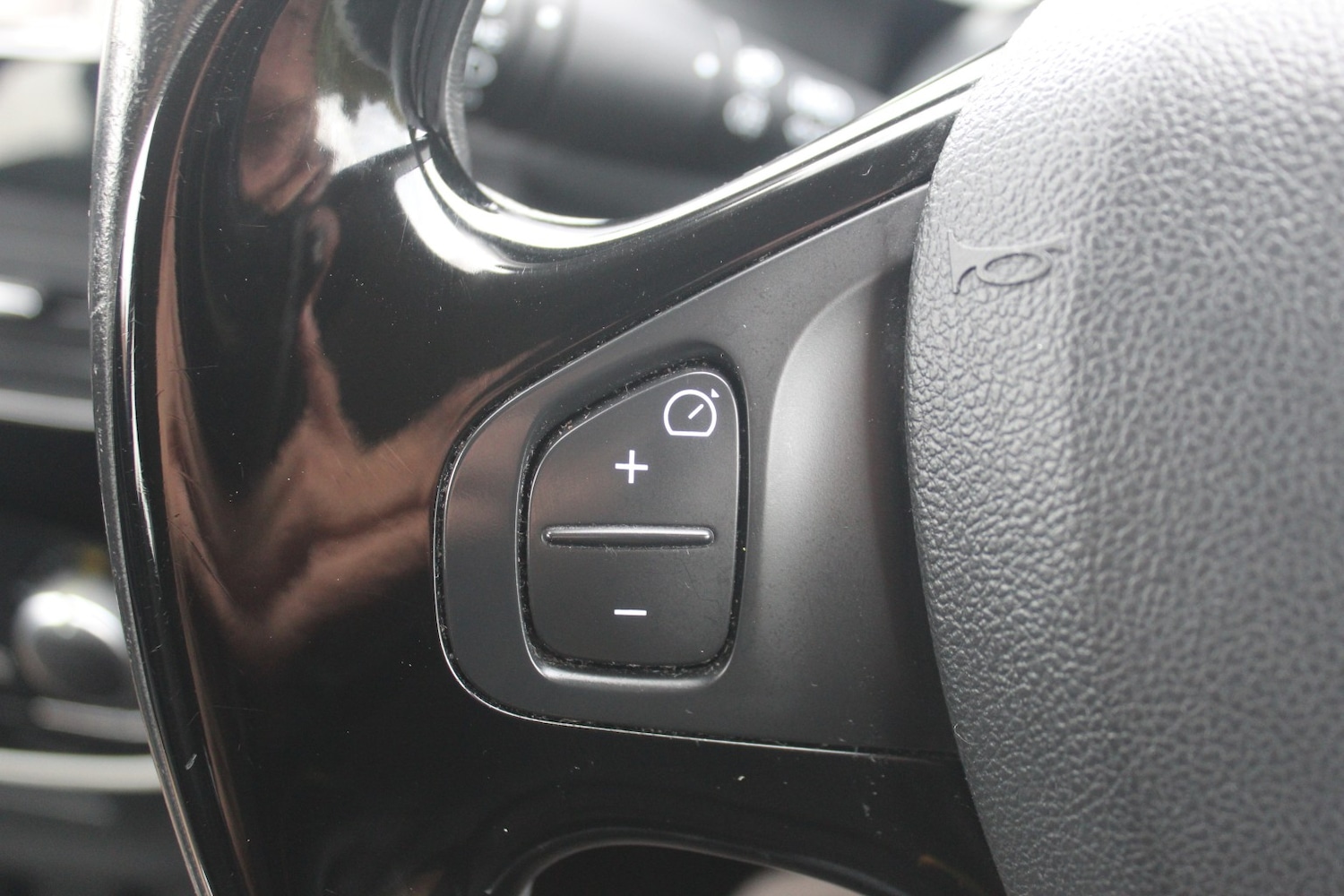 Used Renault Clio 2016 for sale - 76605767: Photo 13