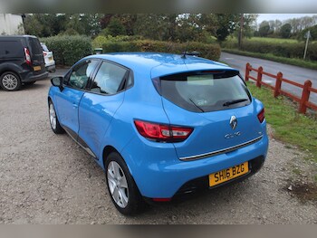 Used Renault Clio 2016 for sale - 76605767: Photo