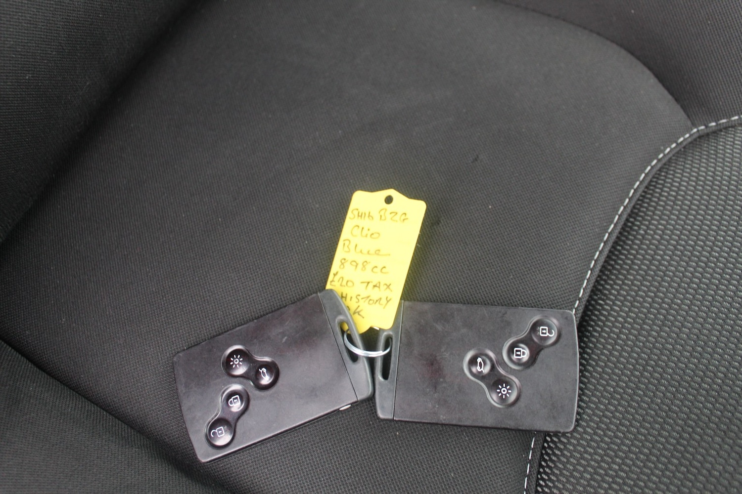 Used Renault Clio 2016 for sale - 76605767: Photo 8