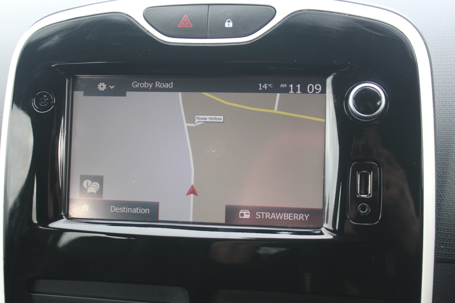 Used Renault Clio 2016 for sale - 76605767: Photo 9