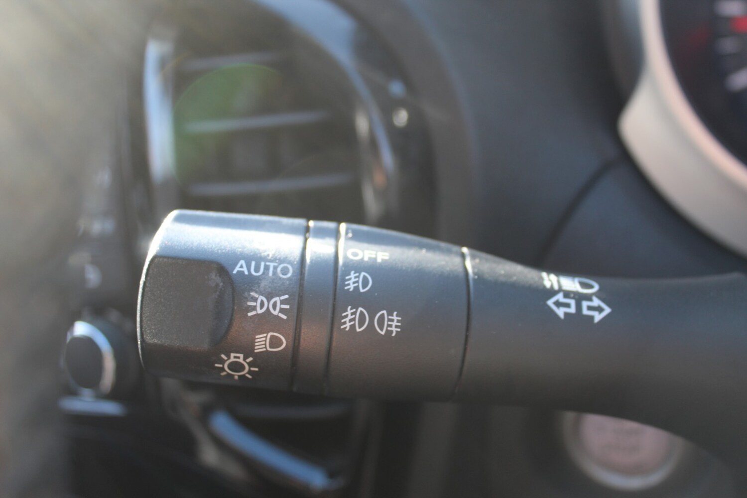 Used Nissan Juke 2017 for sale - 77735660: Photo 30