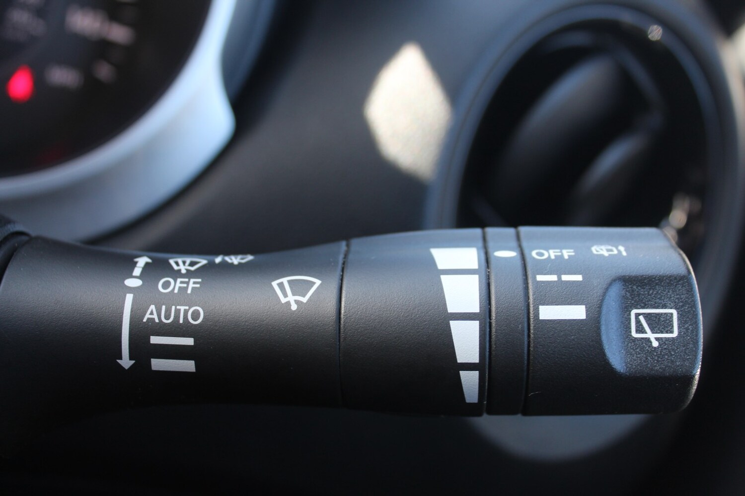 Used Nissan Juke 2017 for sale - 77735660: Photo 31