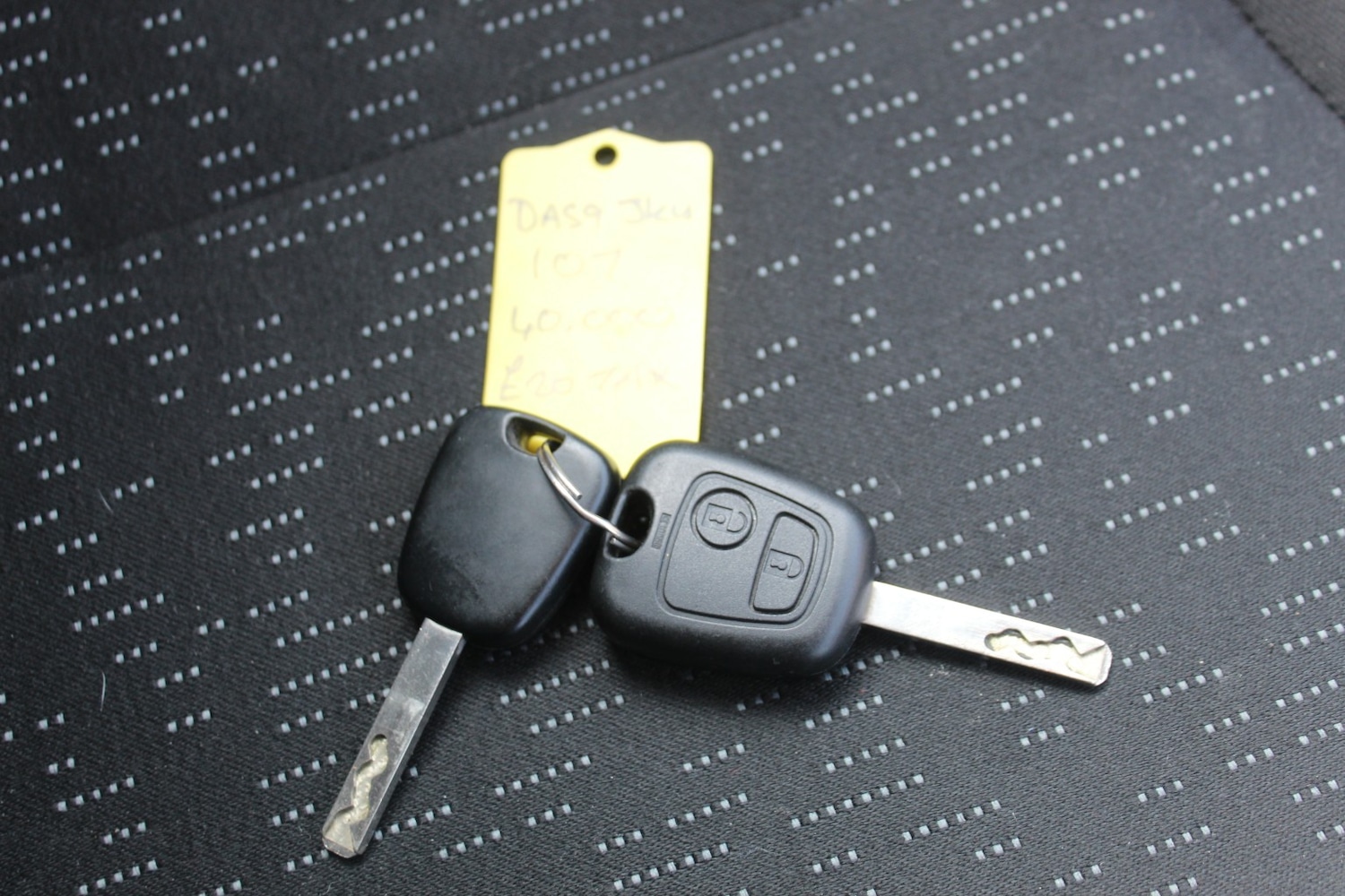 Used Peugeot 107 2009 for sale - 77977163: Photo 10