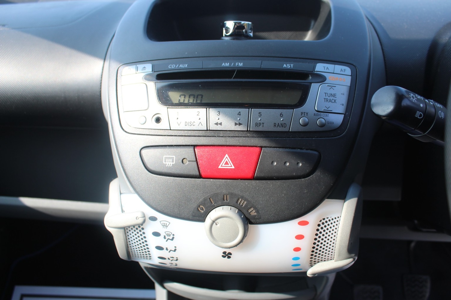 Used Peugeot 107 2009 for sale - 77977163: Photo 12