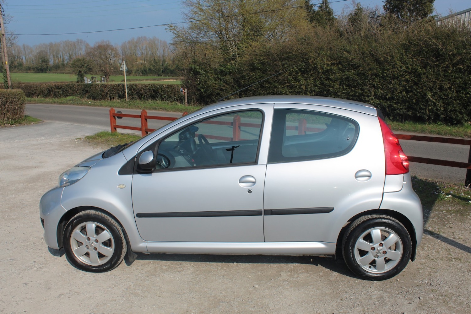 Used Peugeot 107 2009 for sale - 77977163: Photo 4