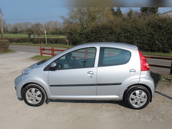 Used Peugeot 107 2009 for sale - 77977163: Photo