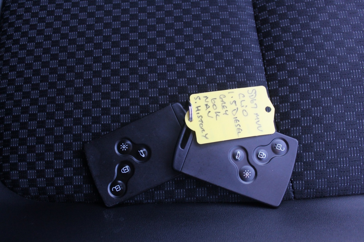 Used Renault Clio 2017 for sale - 76605669: Photo 12