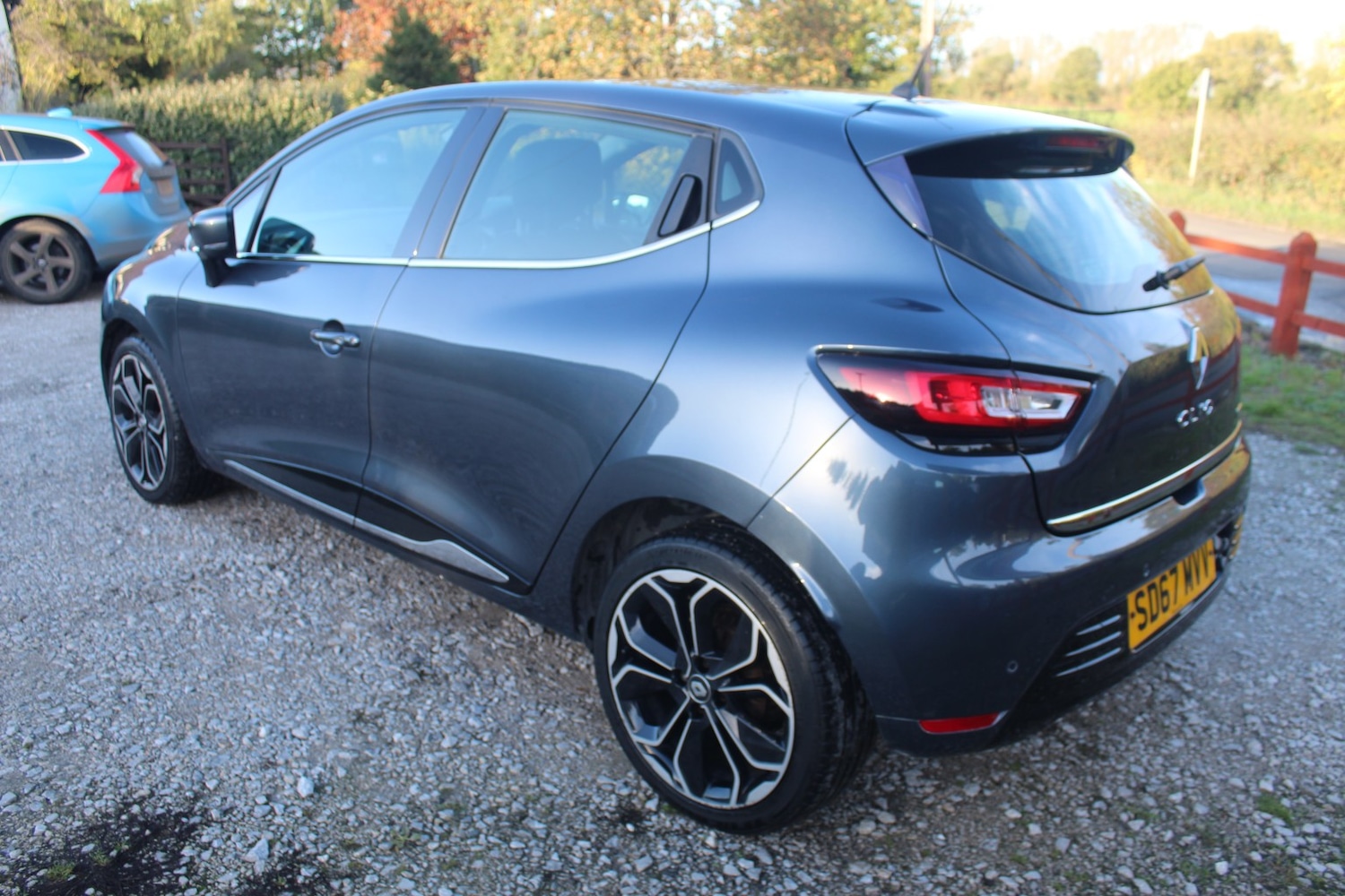 Used Renault Clio 2017 for sale - 76605669: Photo 5