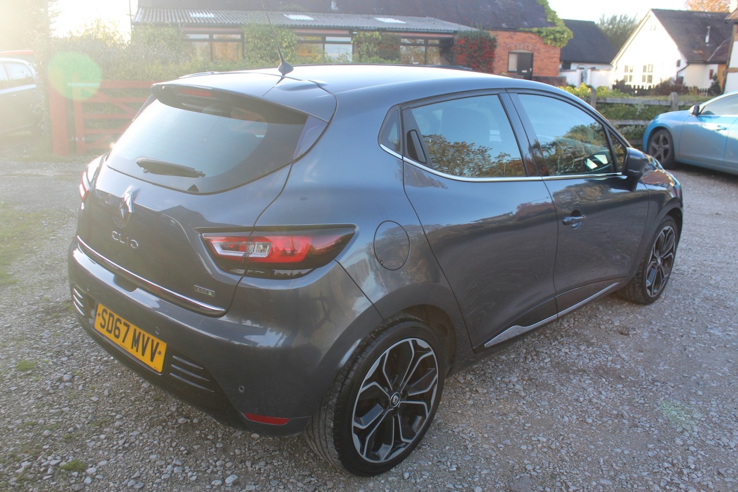 Used Renault Clio 2017 for sale - 76605669: Photo 7